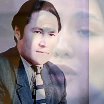 «Жырлап өтем, Белді будым алдағы сынға бекем, Арпалысам, асудан-мұңнан өтем.. Мені тоқтата алмайды тұлға бөтен…»