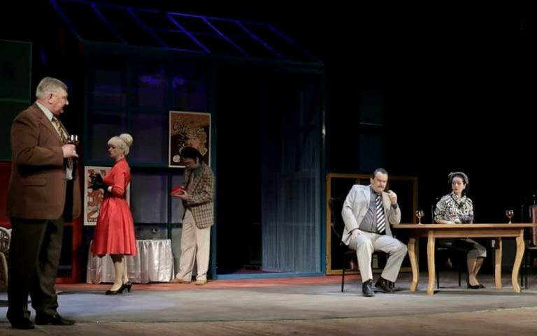 Премьера спектакля «Уступи место завтрашнему дню»