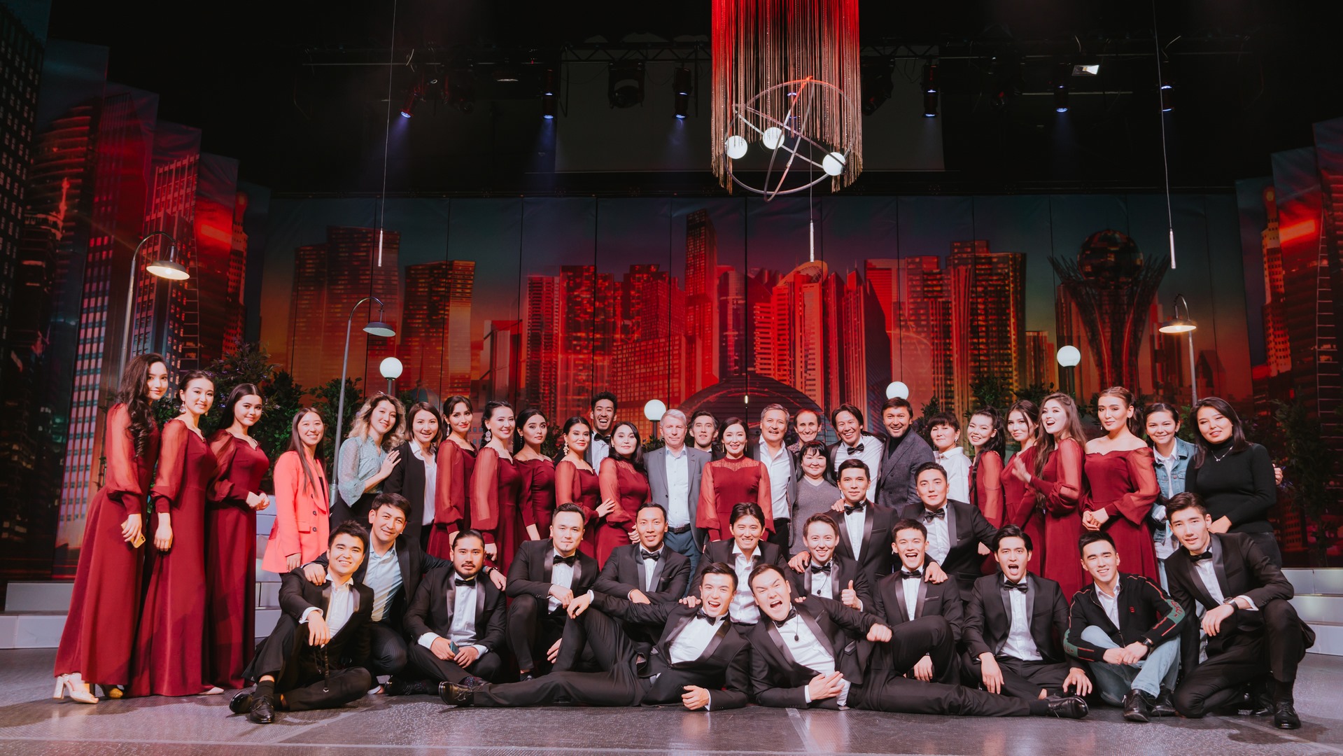 Государственный театр драмы и комедии имени Азербайжана Мамбетова