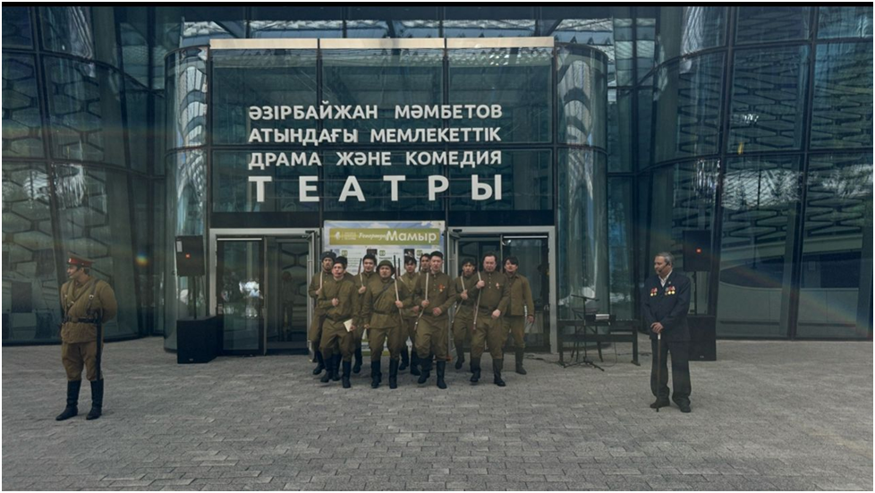 Ұлы Жеңіс күніне орай, театрымыздың актерлерімен Expo қалашығында қала тұрғындары мен қонақтарына арналған мерекелік концерт өтті.